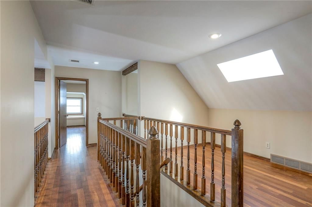 10504 Bond Street — photo 26