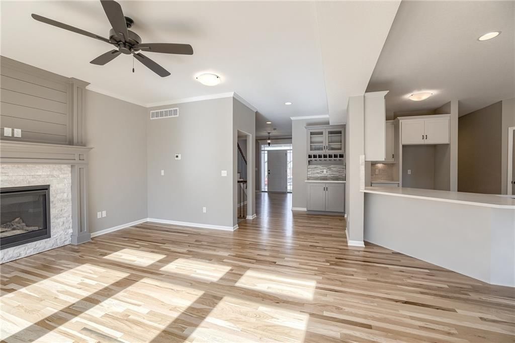 7485 N Utica Avenue — photo 5