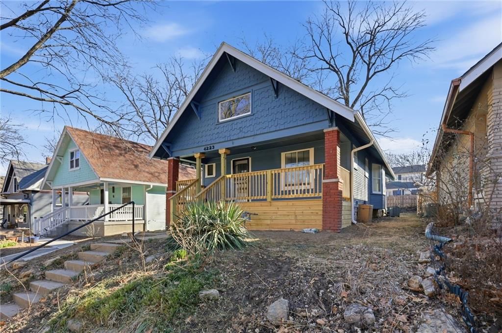 4223 Bell Street — photo 2