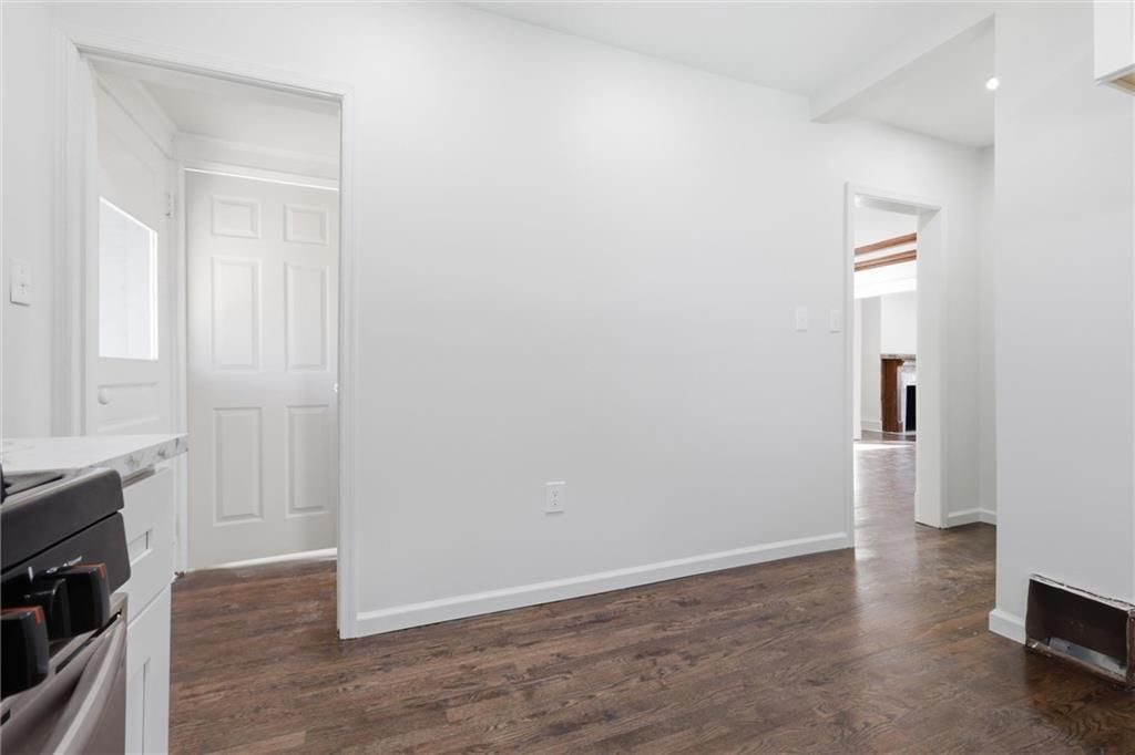 4223 Bell Street — photo 11