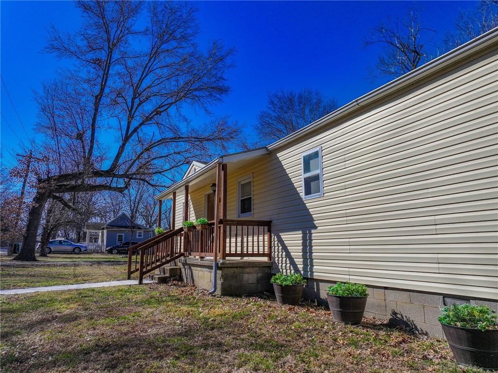 140 Magoon Street — photo 8