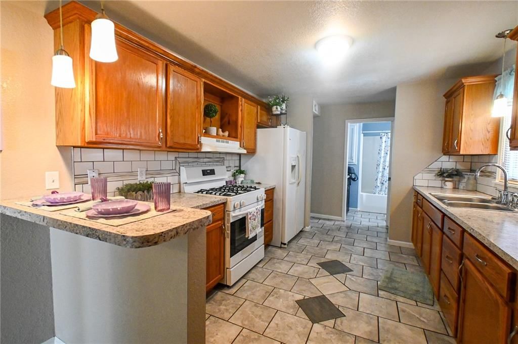 140 Magoon Street — photo 14