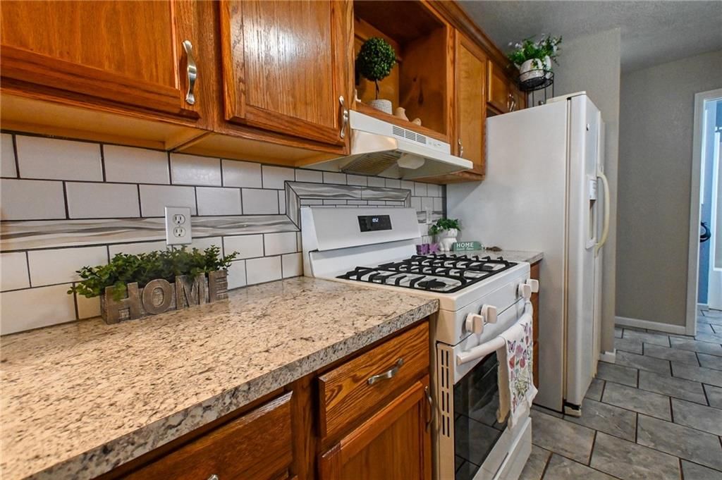 140 Magoon Street — photo 15
