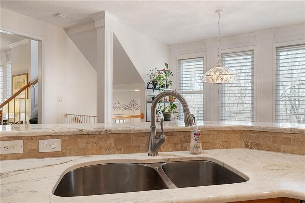 14837 Walmer Street — photo 16