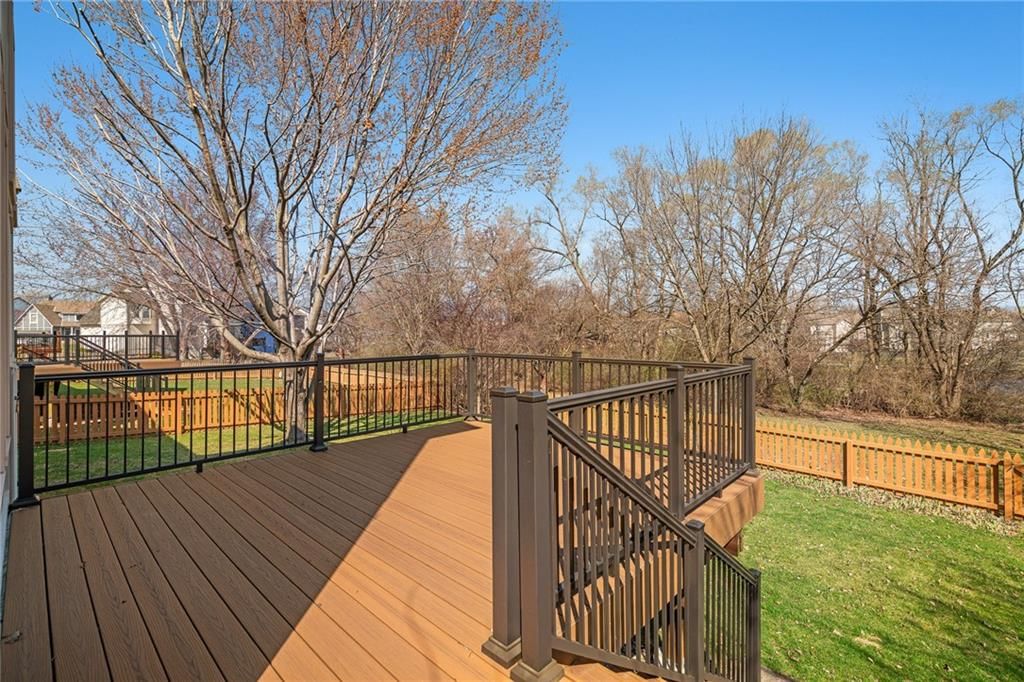 14837 Walmer Street — photo 45