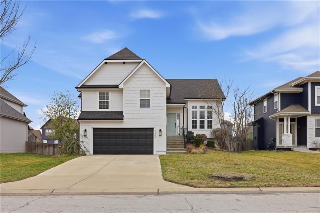 16458 S Lawson Street, Olathe, KS
