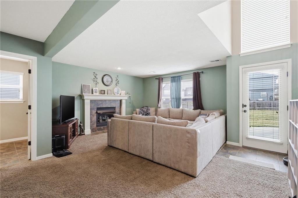 16458 S Lawson Street — photo 6