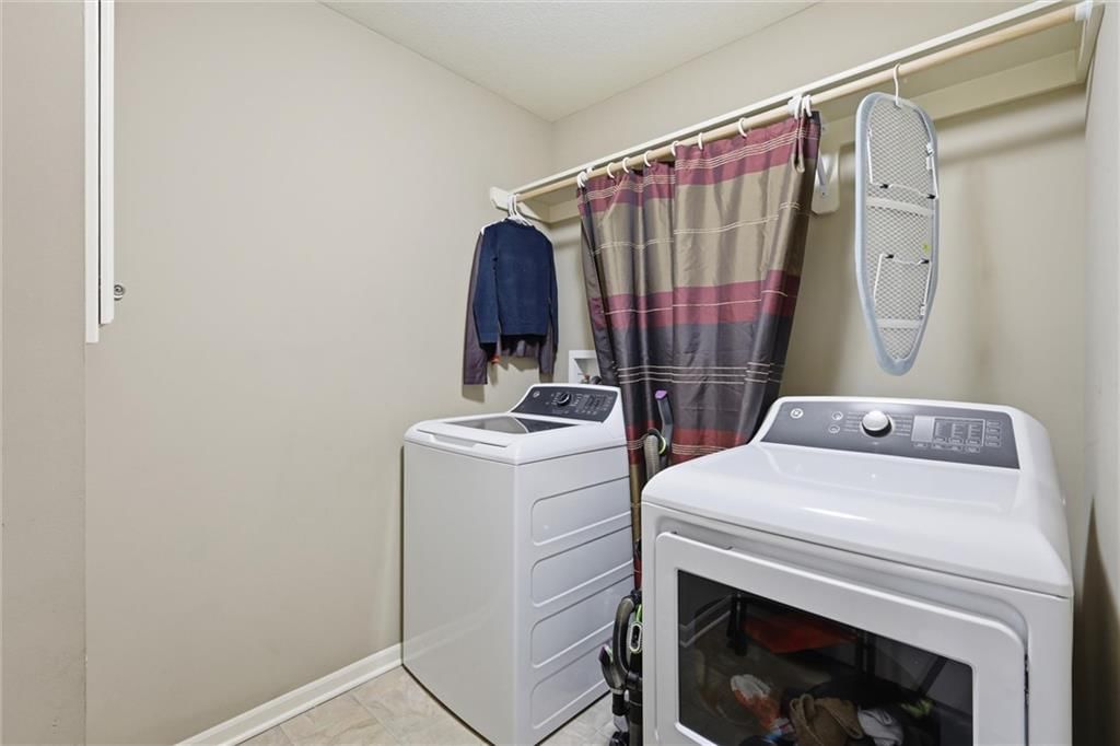 16458 S Lawson Street — photo 25