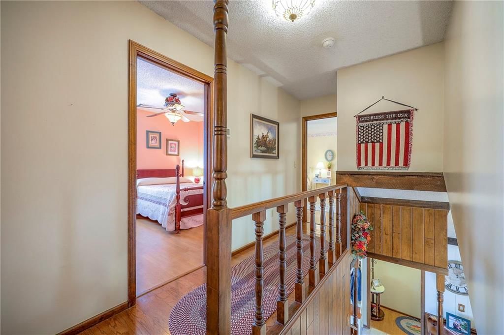 8422 Rosehill Road — photo 36