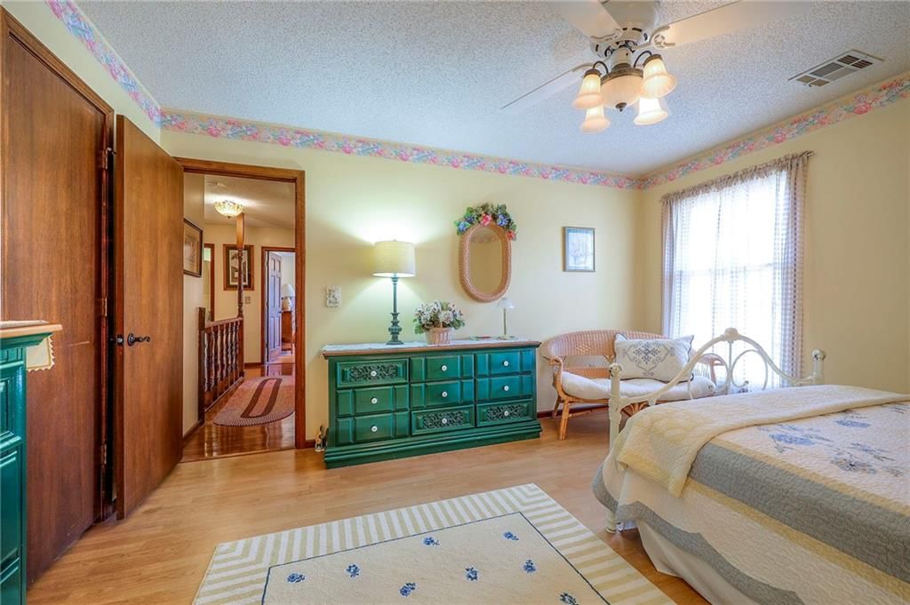 8422 Rosehill Road — photo 41