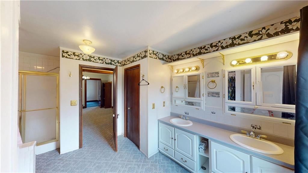 520 E Lee Street — photo 35