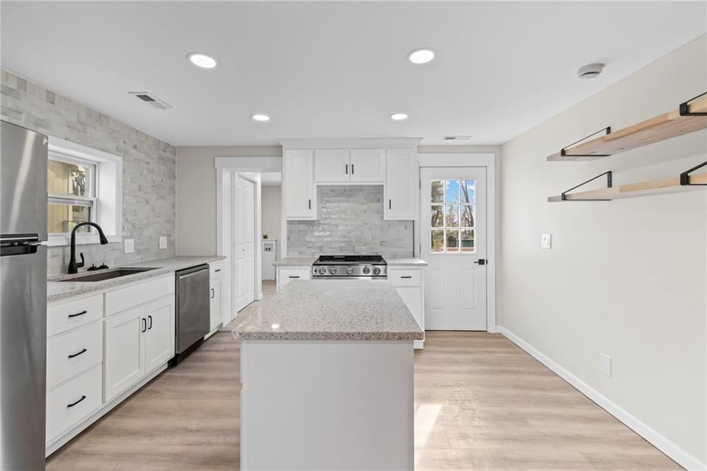703 Hickory Street — photo 10