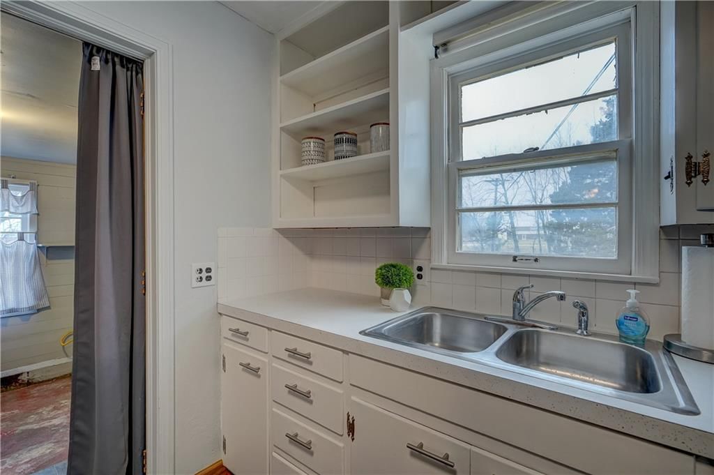 105 SE 9th Street — photo 14