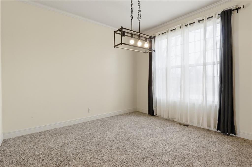 11104 Augusta Drive — photo 4
