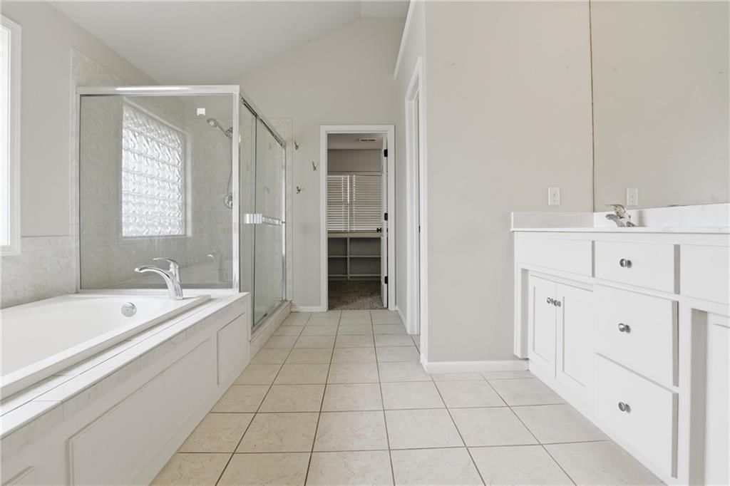 11104 Augusta Drive — photo 23