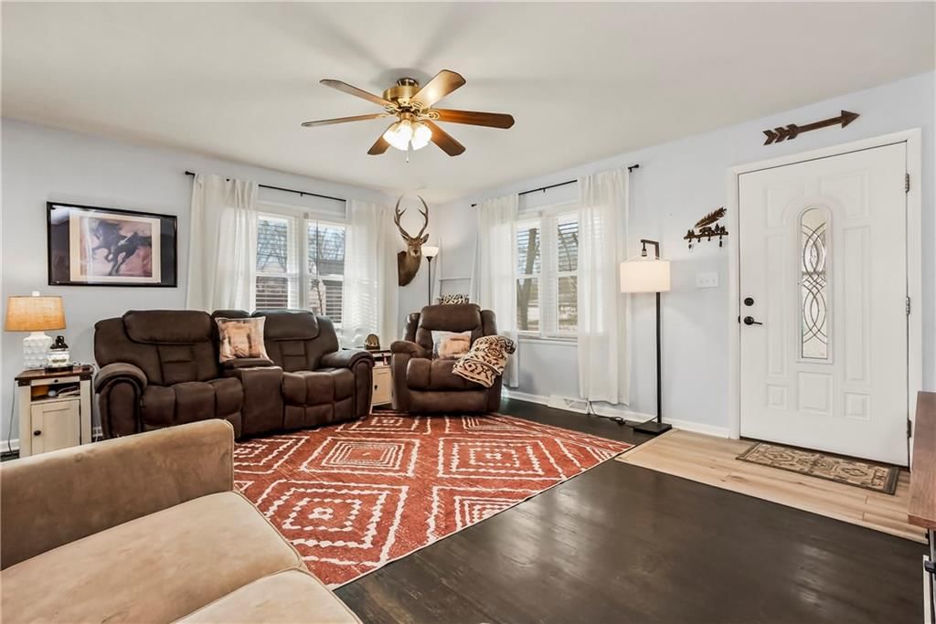 312 W Pine Street — photo 5
