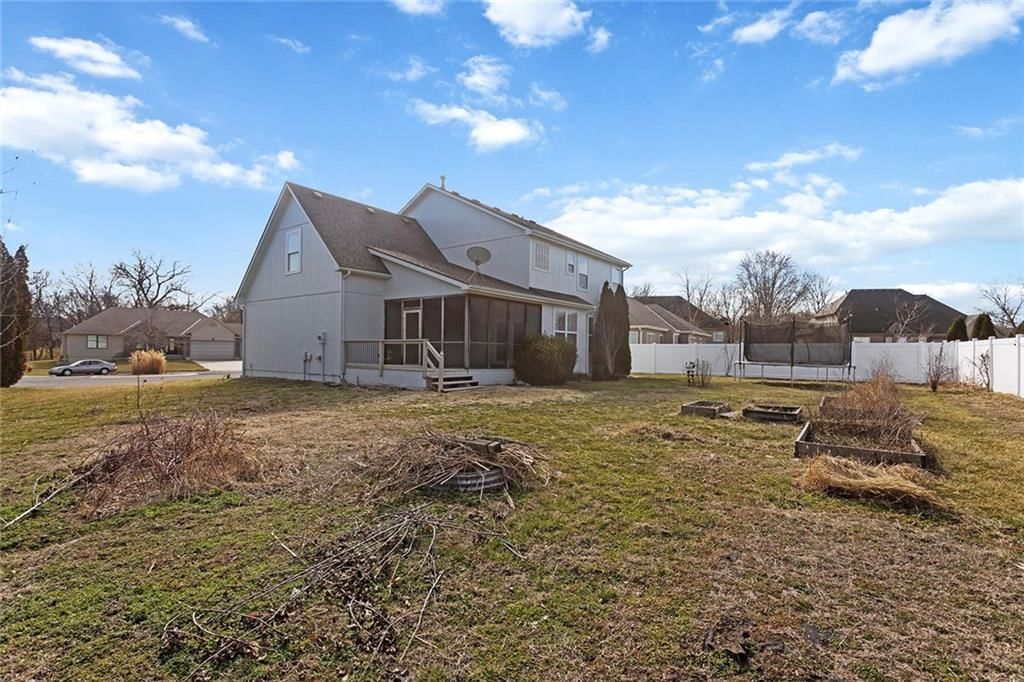 1804 S SIOUX Court — photo 37