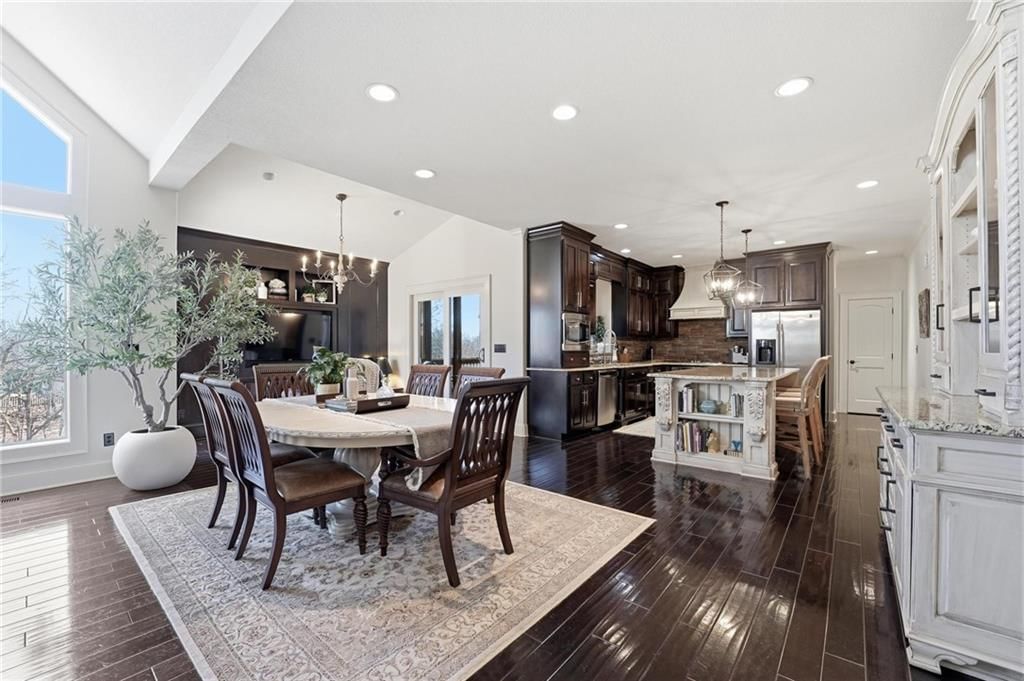 6115 NW Chestnut Court — photo 5