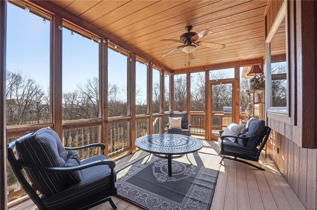 6115 NW Chestnut Court — photo 22