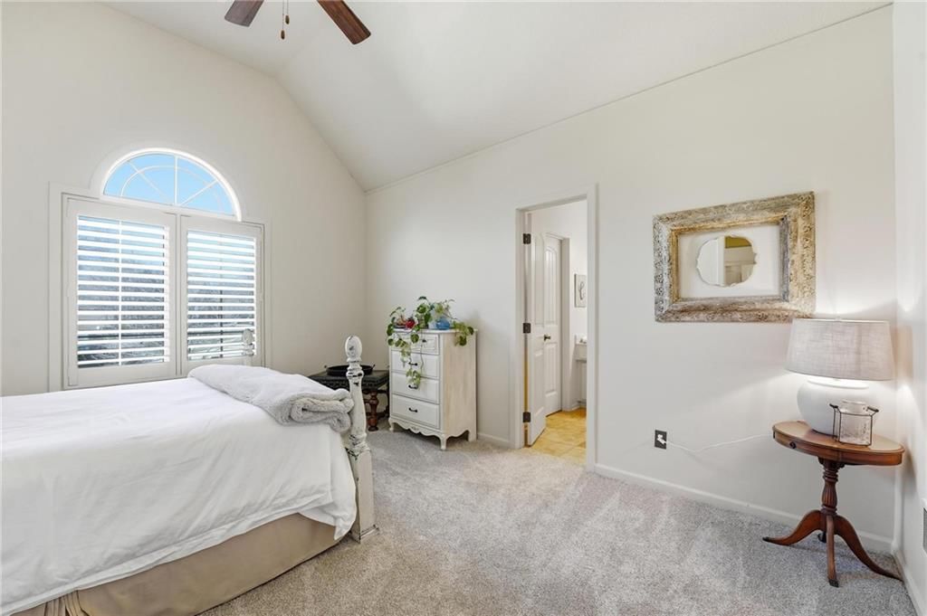 6115 NW Chestnut Court — photo 29