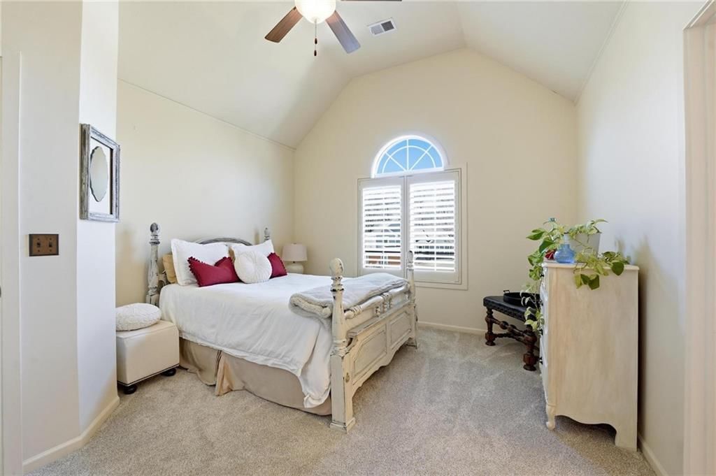 6115 NW Chestnut Court — photo 30