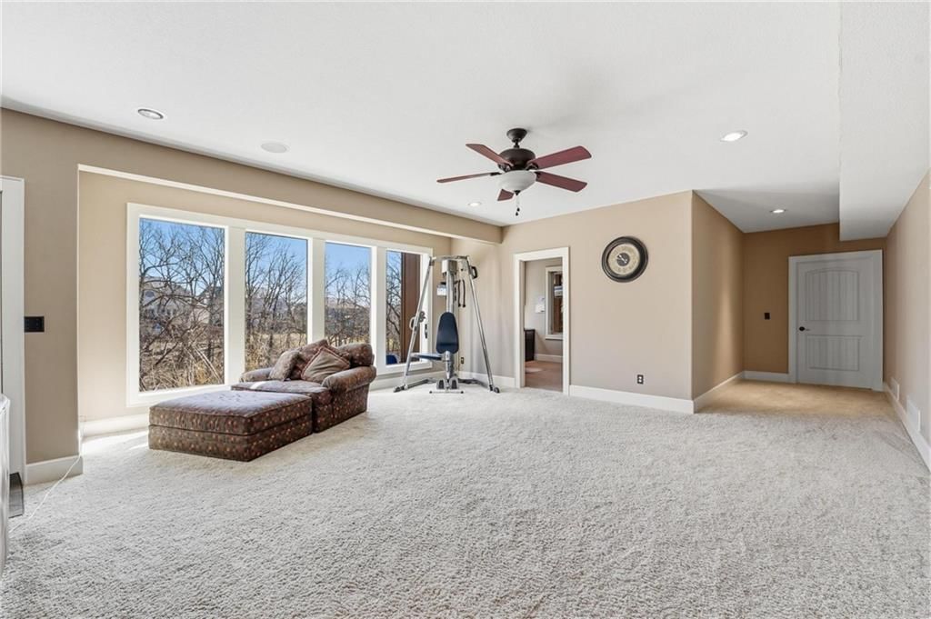 6115 NW Chestnut Court — photo 43