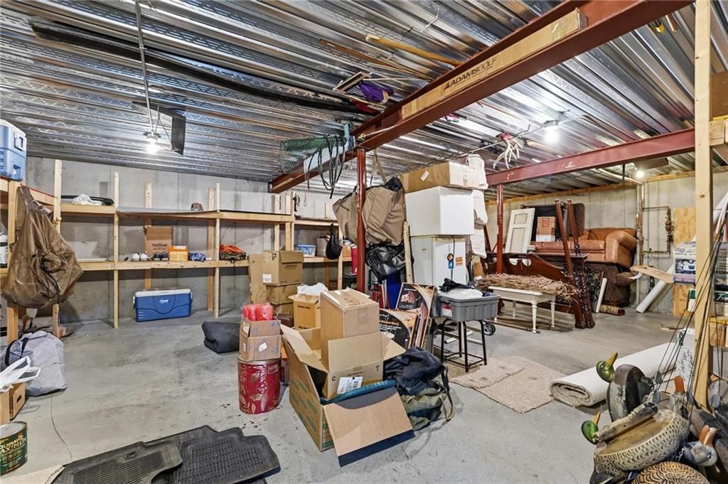 6115 NW Chestnut Court — photo 48