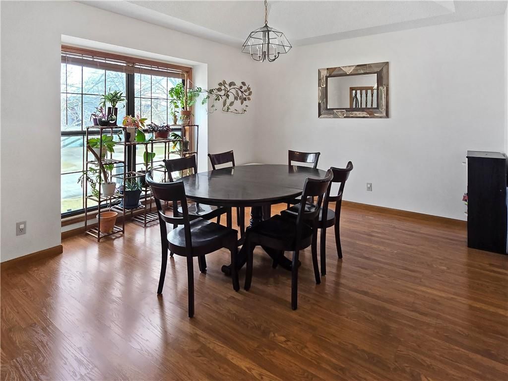 1206 Cambridge Drive — photo 8