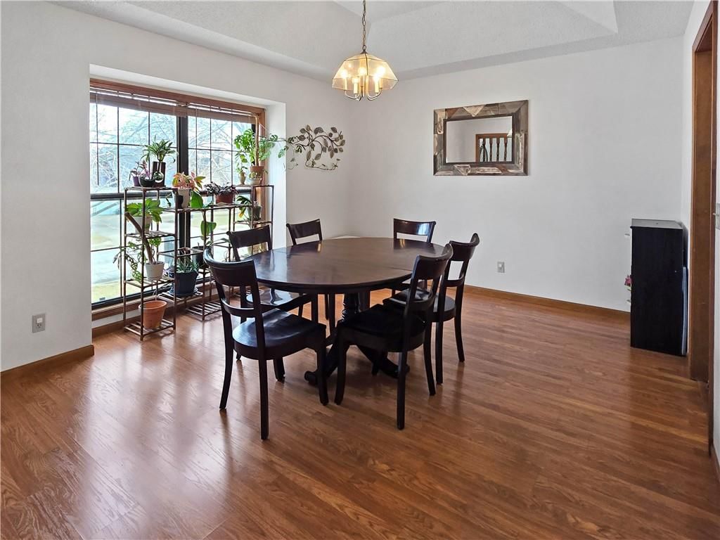 1206 Cambridge Drive — photo 9