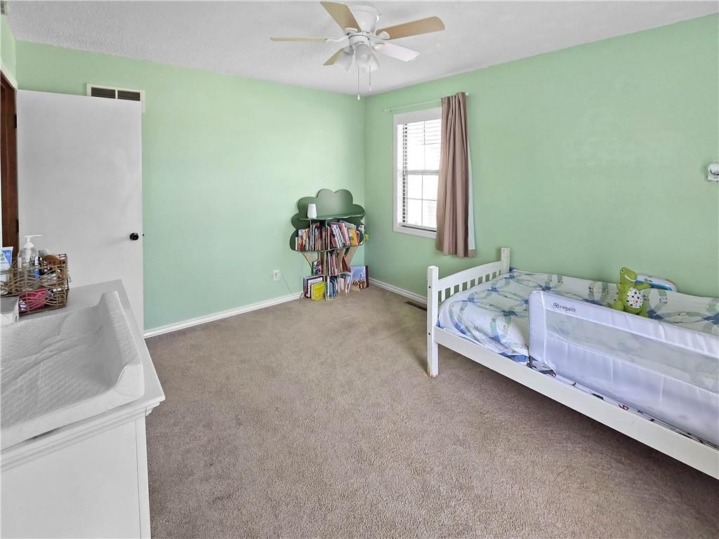 1206 Cambridge Drive — photo 21