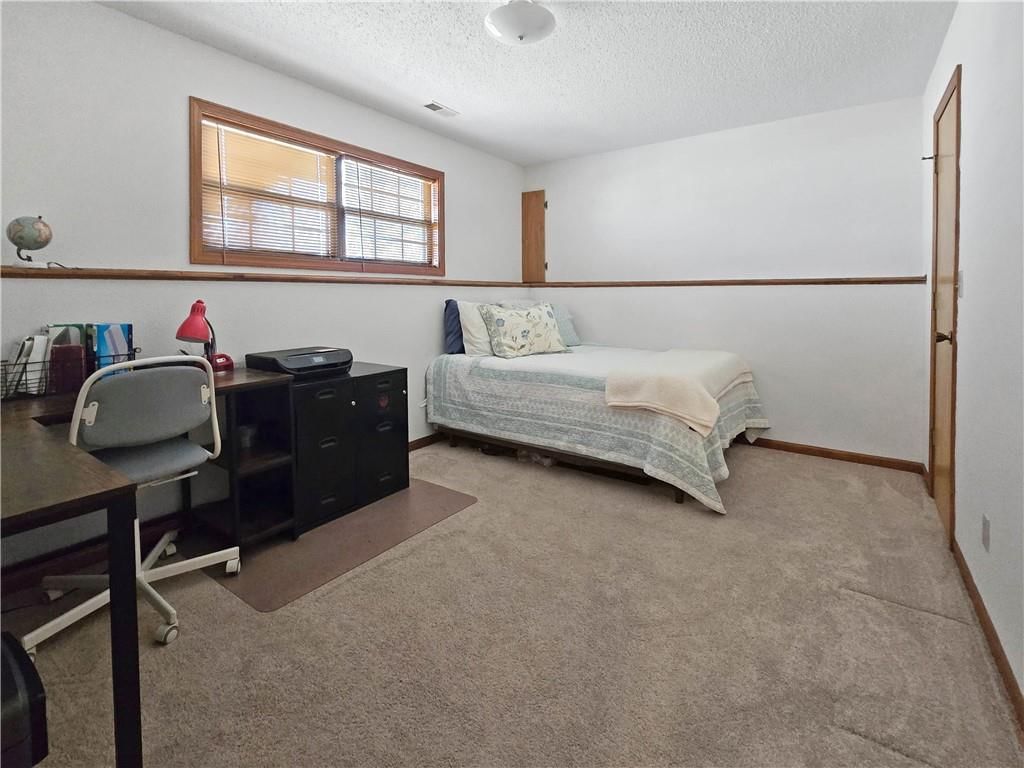 1206 Cambridge Drive — photo 30