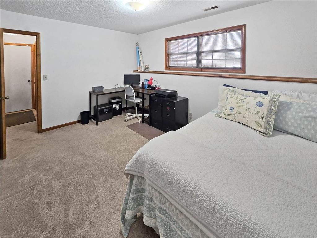 1206 Cambridge Drive — photo 31