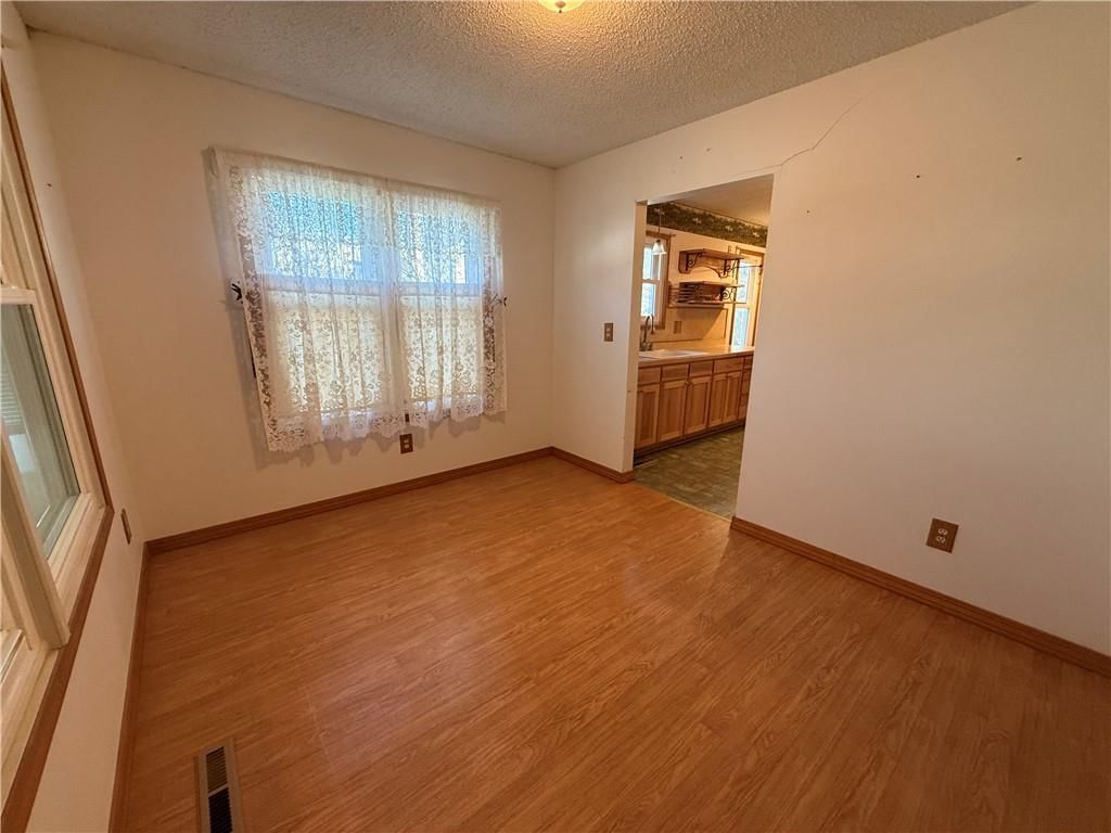 808 Redbud Lane — photo 6