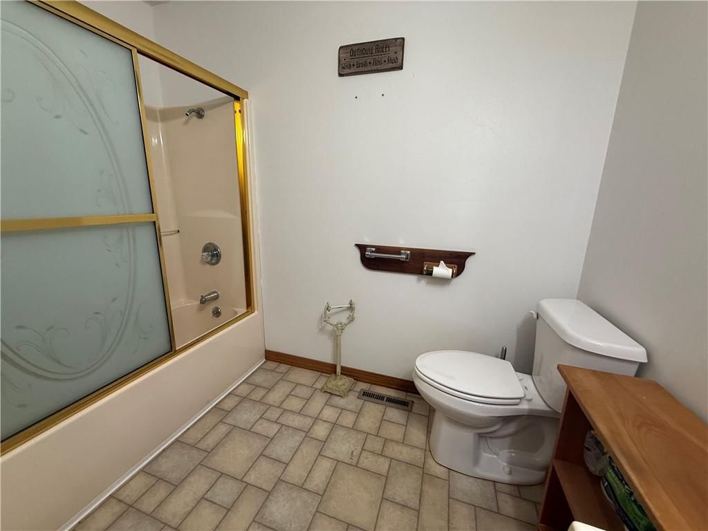 808 Redbud Lane — photo 11