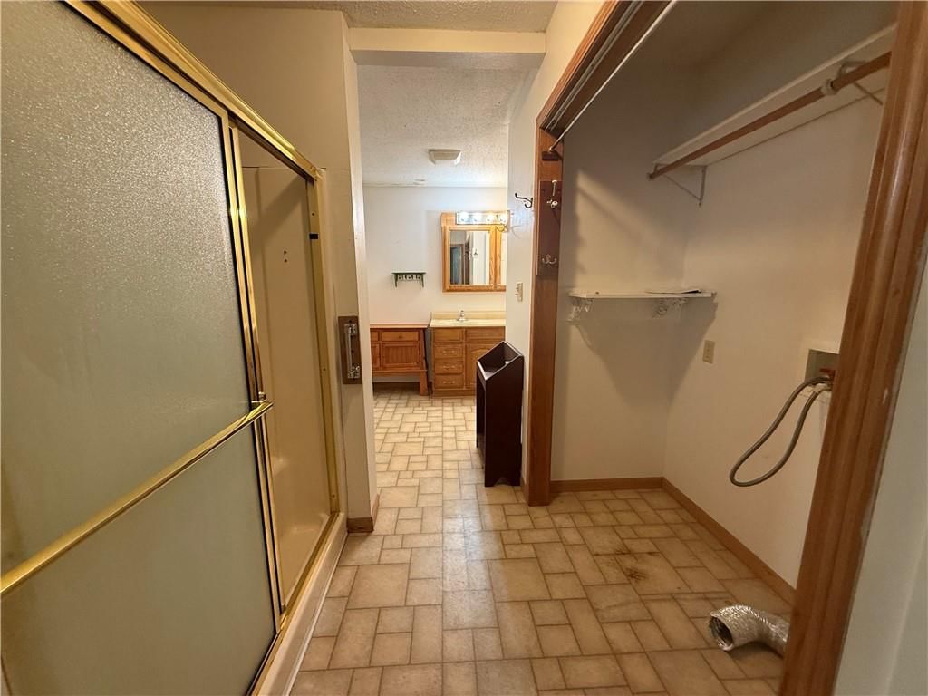 808 Redbud Lane — photo 12