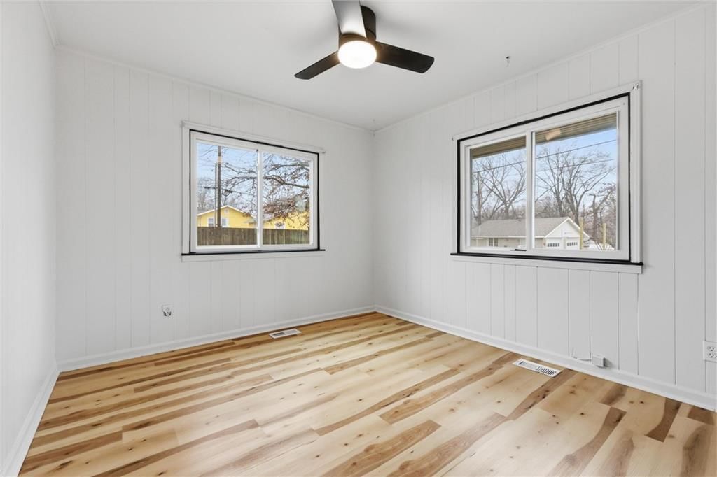 10531 E 9th Street S — photo 21