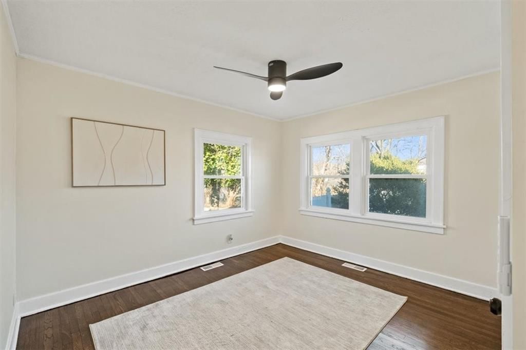 1500 W Lexington Avenue — photo 10
