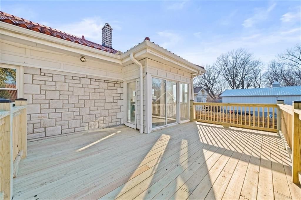1500 W Lexington Avenue — photo 24
