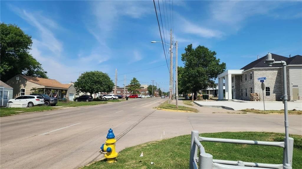 1910 S Joplin Street — photo 8