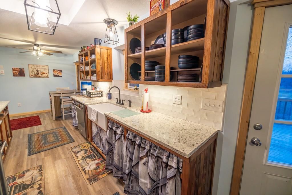 1208 S Cedar Street — photo 17