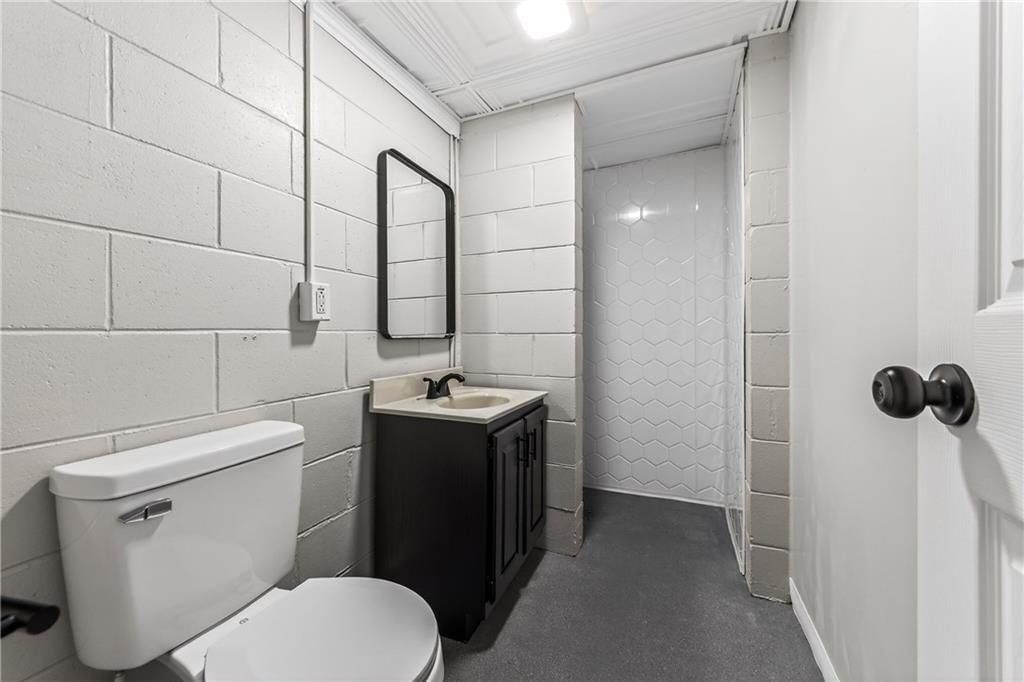 1407 W Main Terrace — photo 24