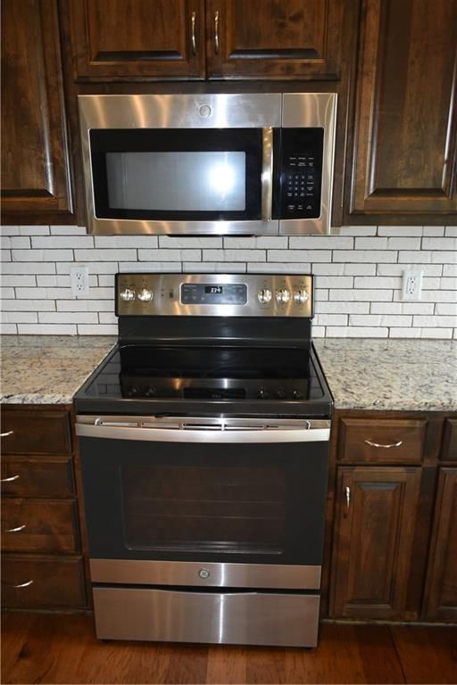 1652 Shadow Drive — photo 8