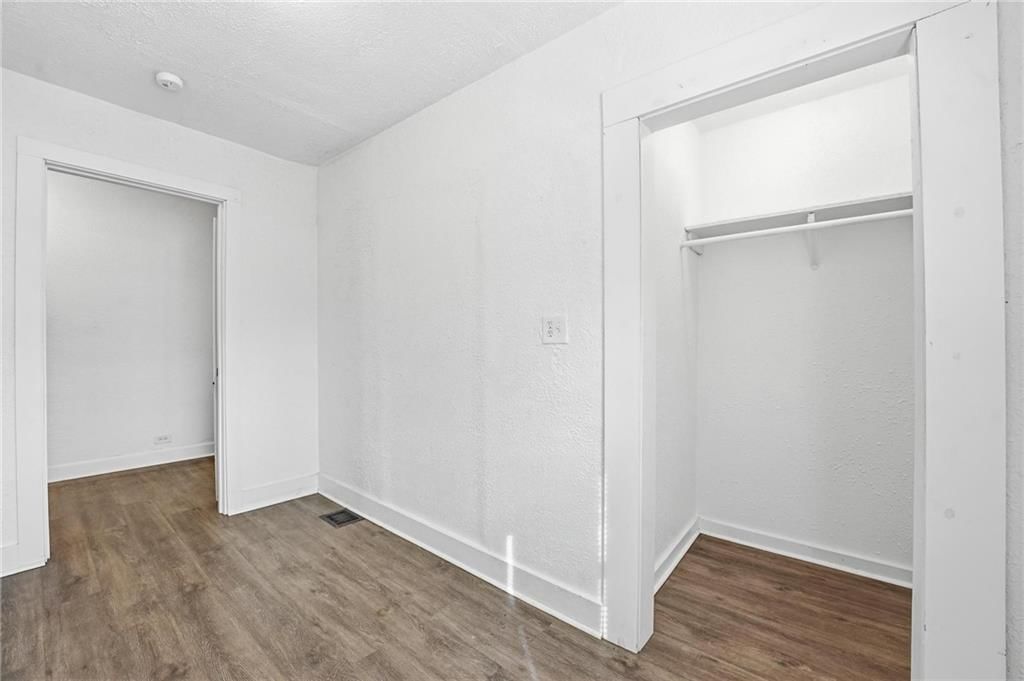 1513 Rowland Avenue — photo 17