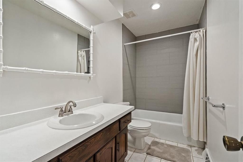7815 W 61st Terrace — photo 20