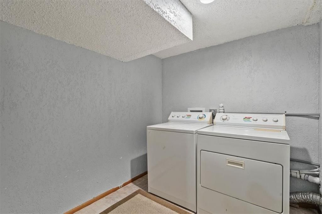 7815 W 61st Terrace — photo 22