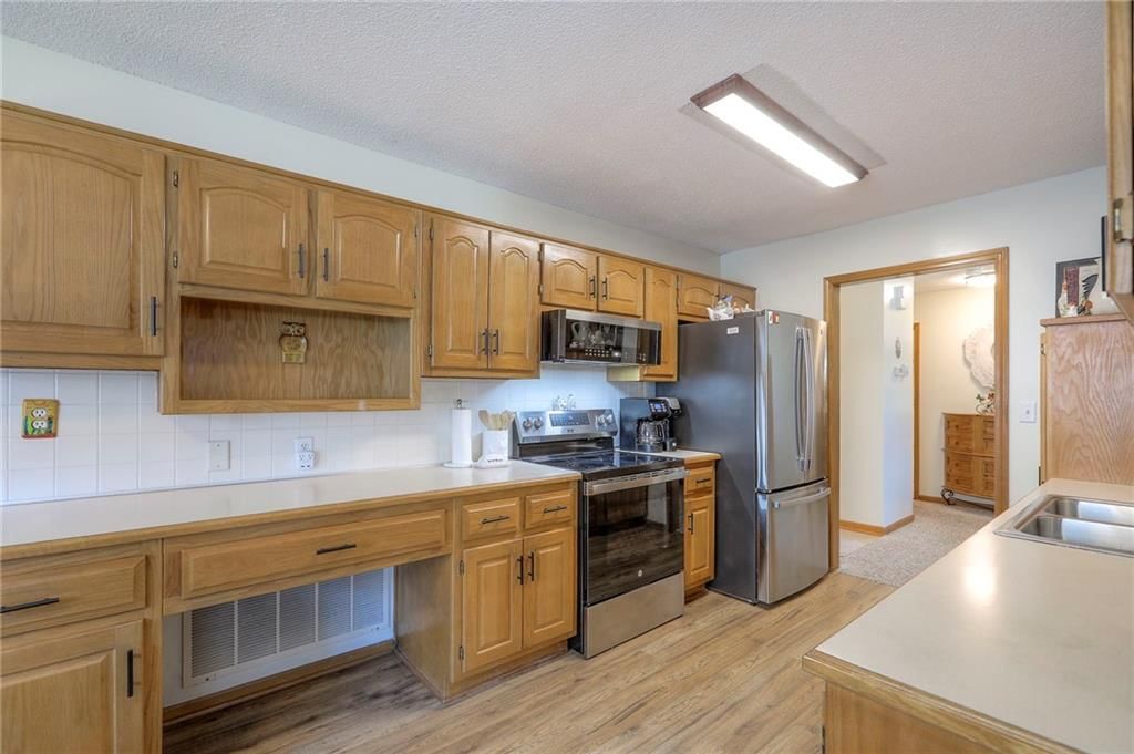 702 Twilight Court — photo 7