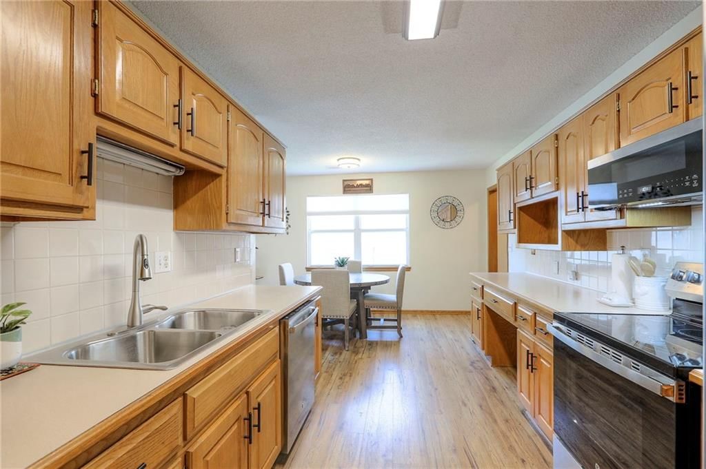 702 Twilight Court — photo 9