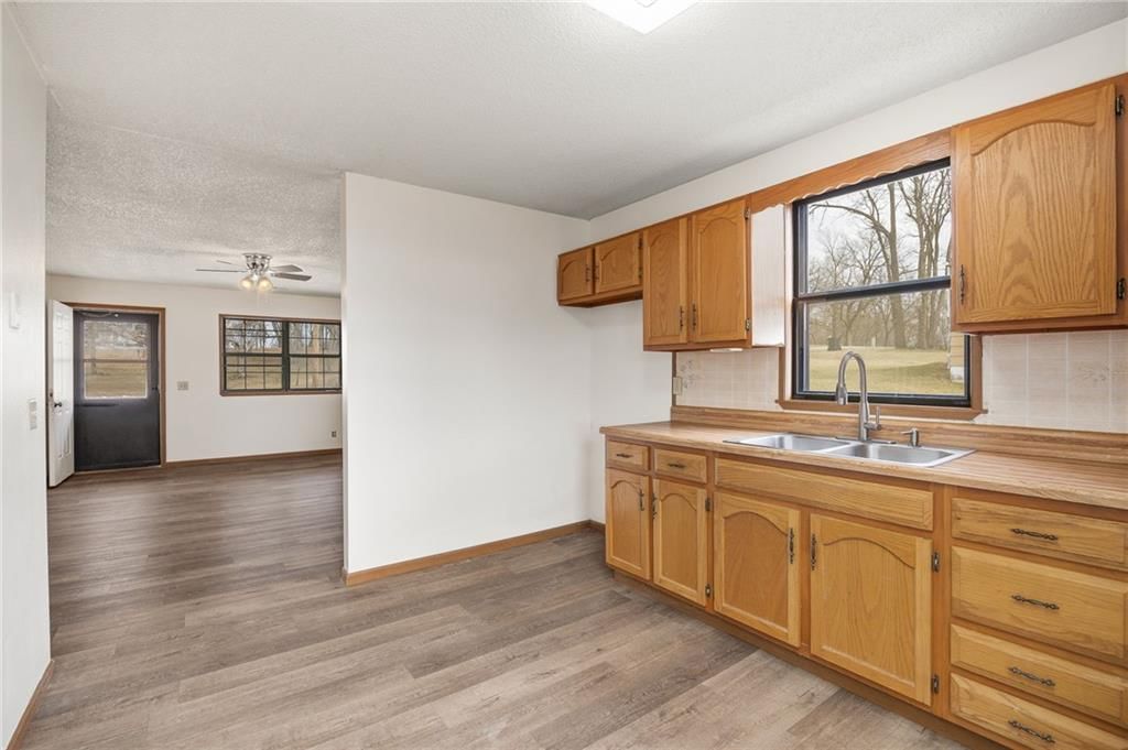 1508 W William Street — photo 8