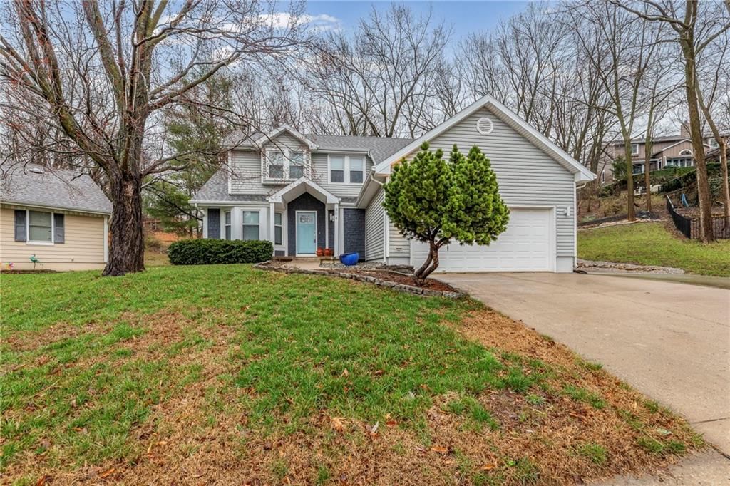 304 Lancelot Drive, Liberty, MO
