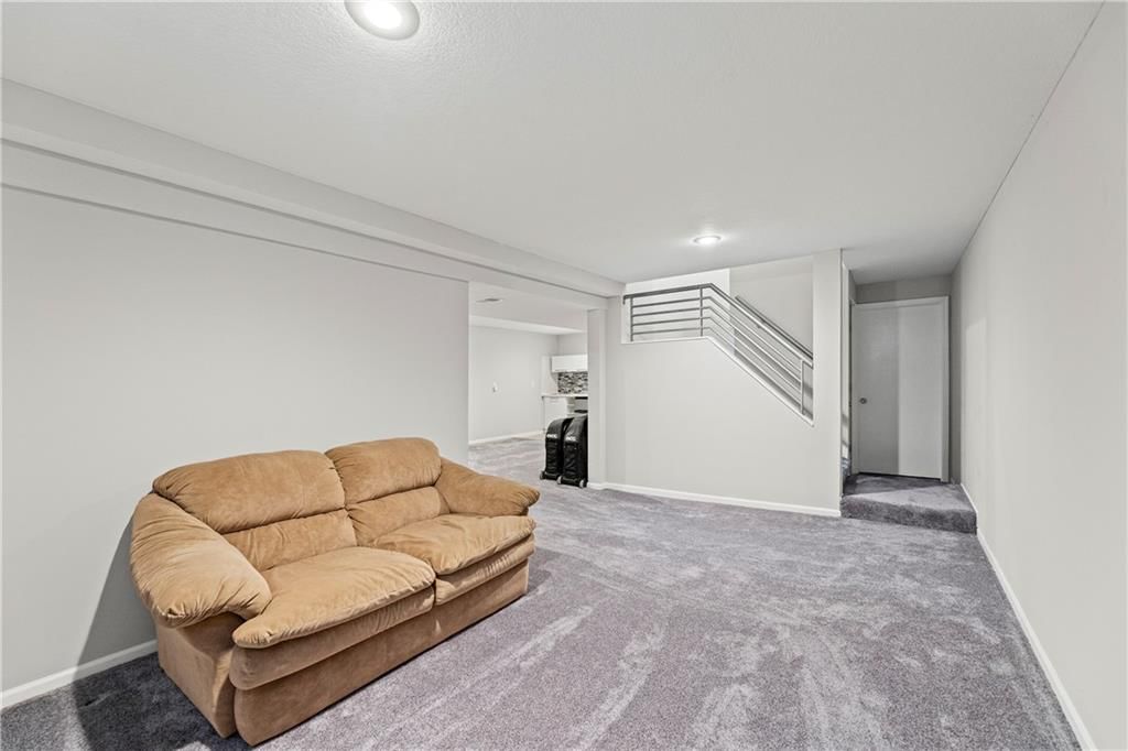 304 Lancelot Drive — photo 25